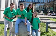 Des étudiants en STAPS porteurs de la manifestation